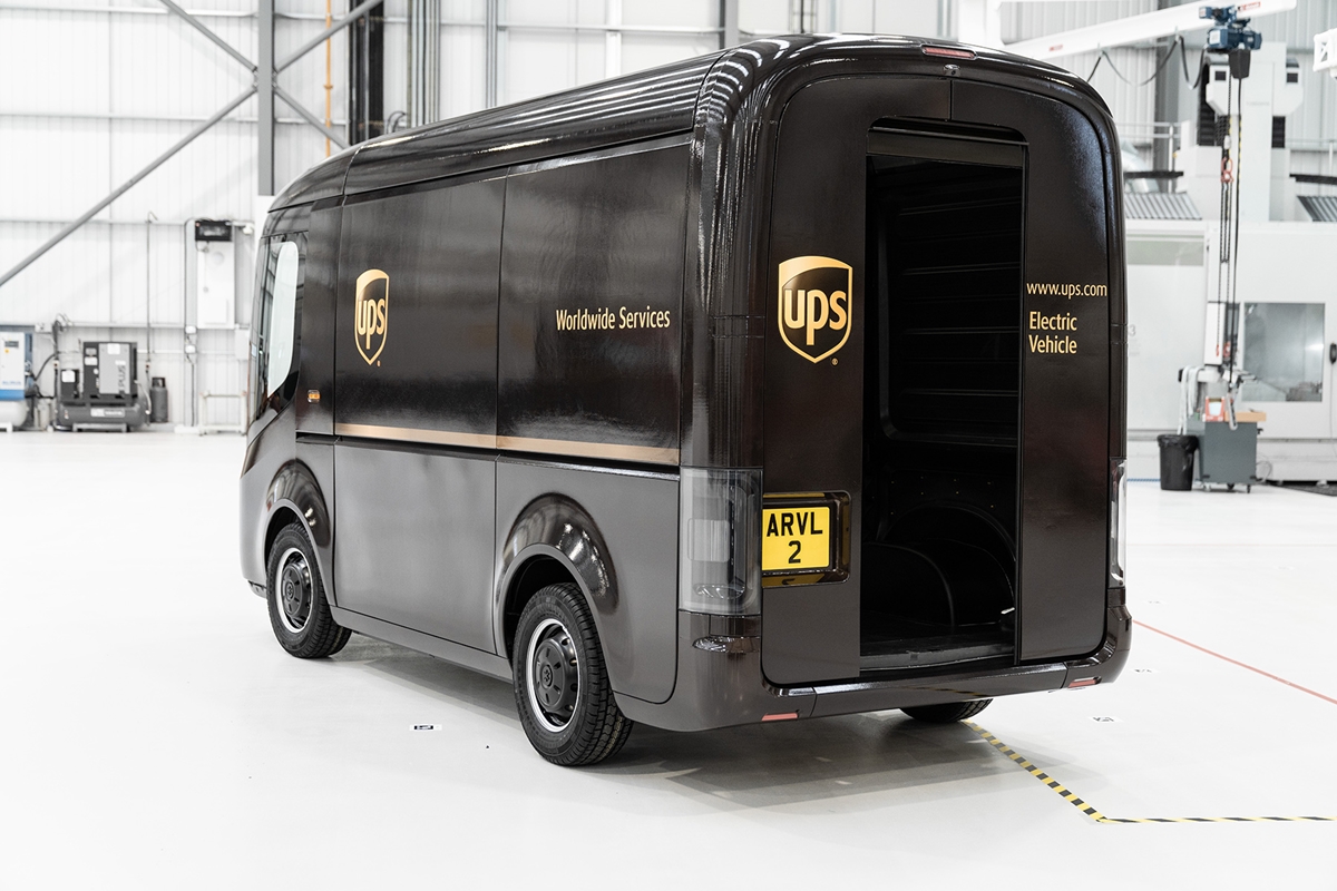 Small Auto Ups 전기차와 자율주행, UPS에는 다 있다